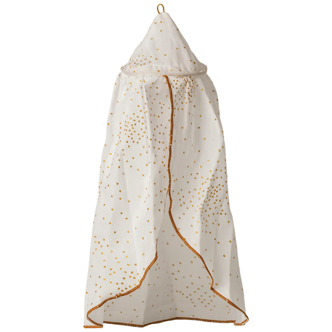 Maileg poppenhuis bedhemel in off-white met gouden stippen en gouden rand, hangend.