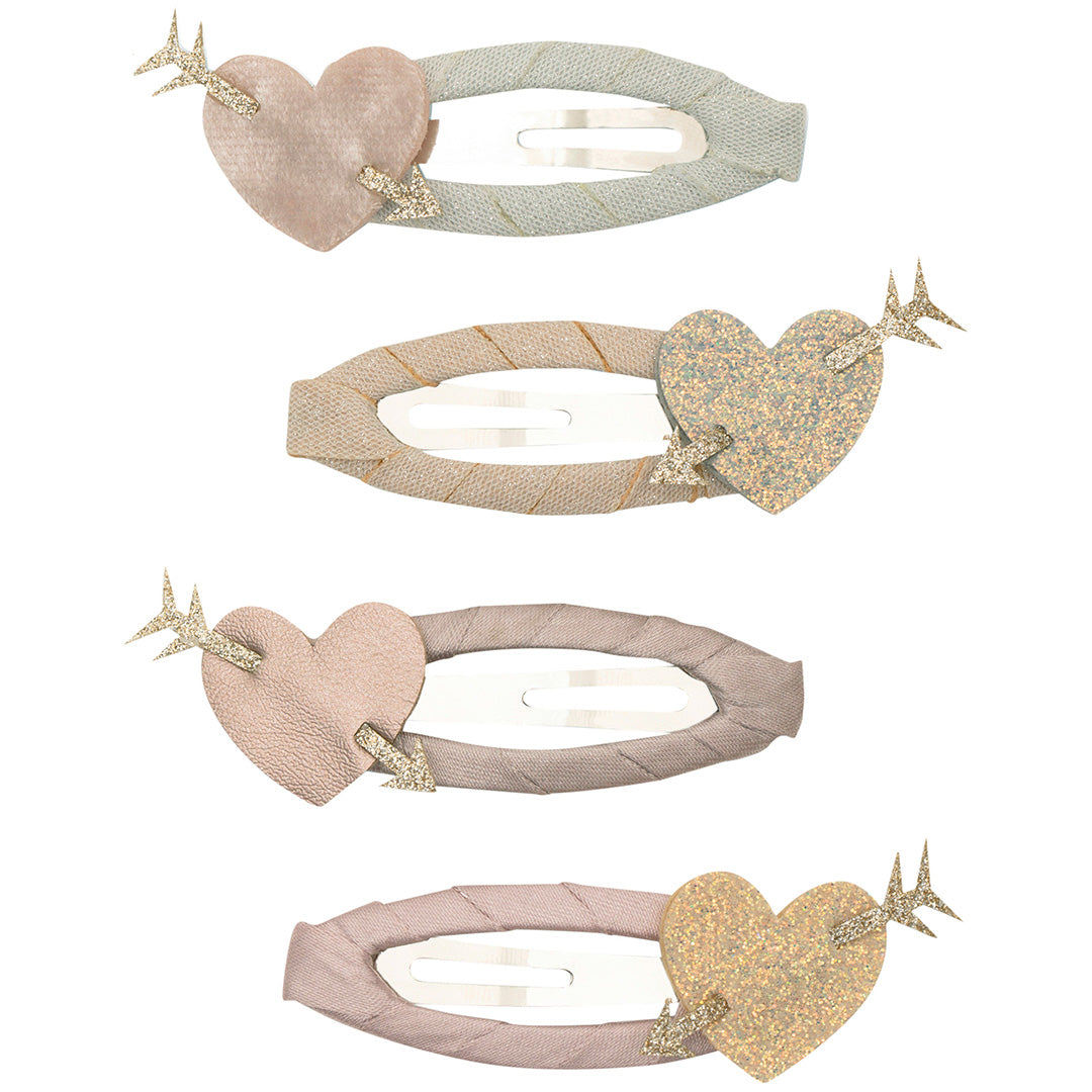 Mimi & Lula haarspeldjes: vier haarspeldjes voor kinderen met hartjes en glitterpijlen in diverse pastelkleuren.