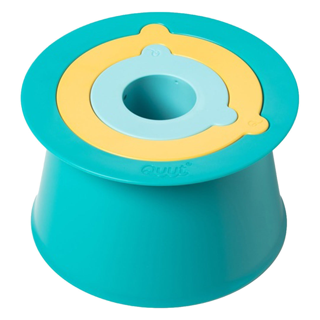 Quut zandstapeltoren alto, gestapeld in turquoise, geel en lichtblauw.