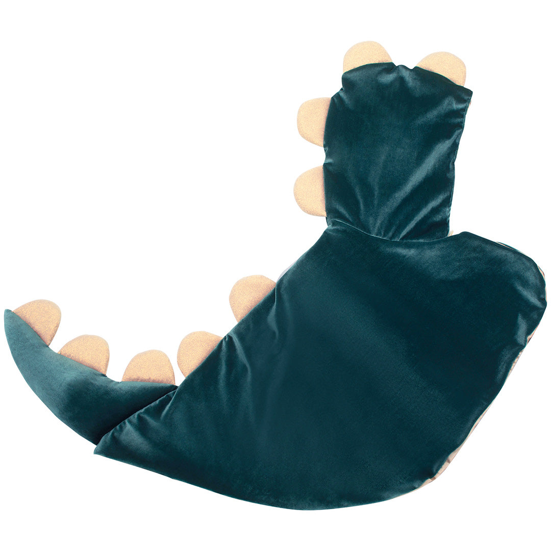 Mimi & Lula groene fluwelen dinosaurus verkleedcape met gouden stekels, van bovenaf gefotografeerd.