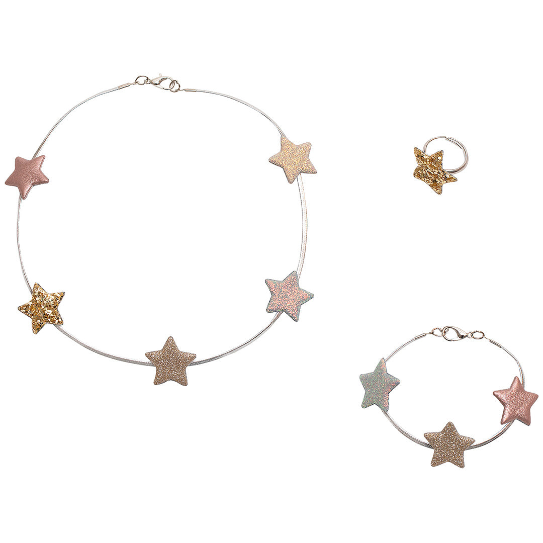 De mimi & lula 3-delige kindersieradenset met glittersterren, bestaande uit een ketting, armband en ring.