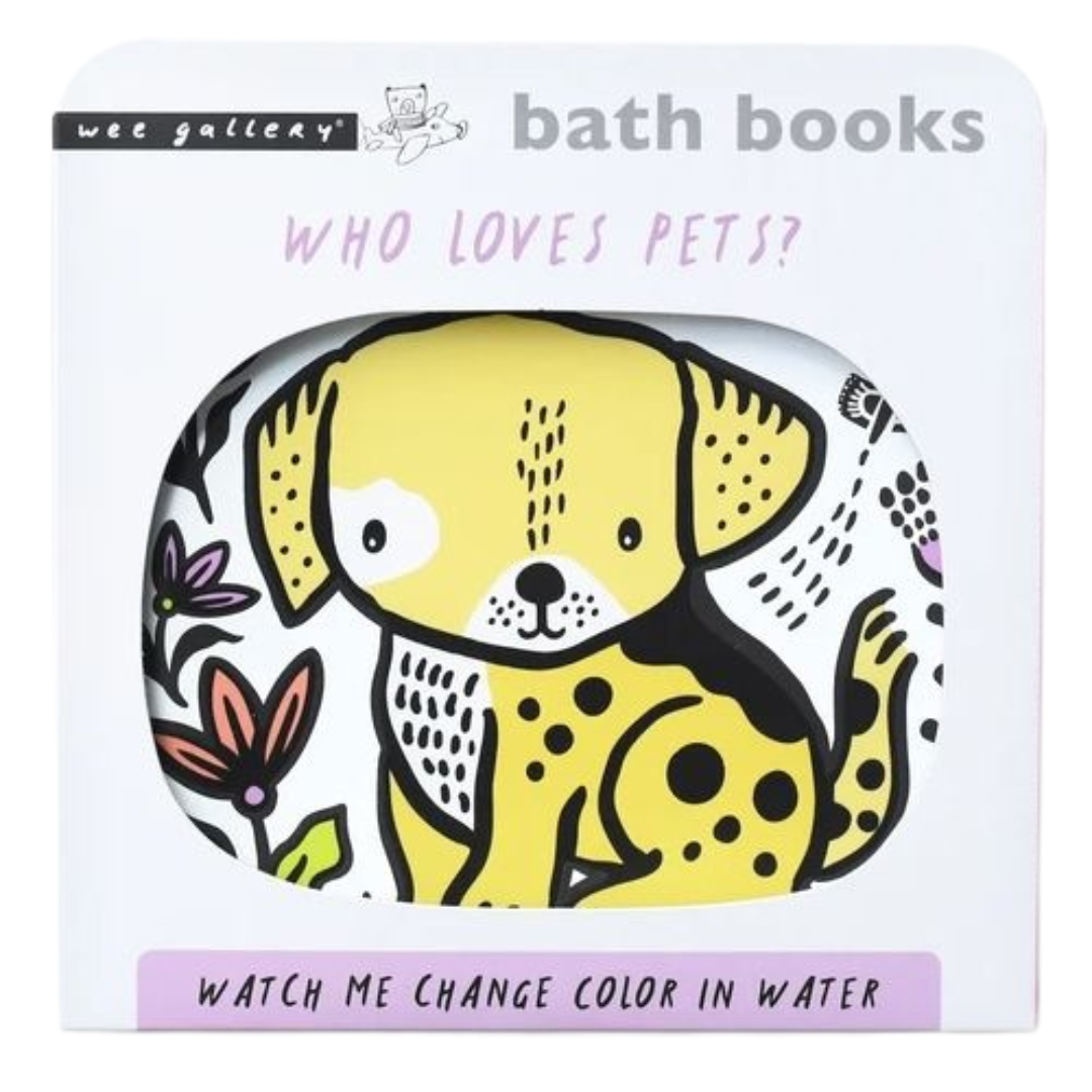 Verpakking van het Wee Gallery badboekje 'Who Loves Pets?' met een gele cartoonhond en bloemen.