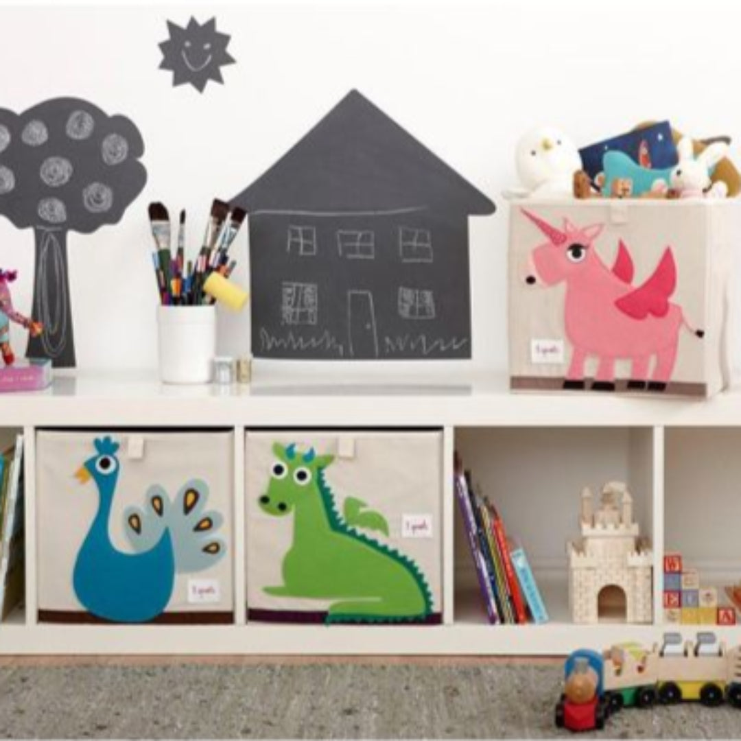 3 sprouts opbergdozen met dierenmotieven in een kinderkamer.