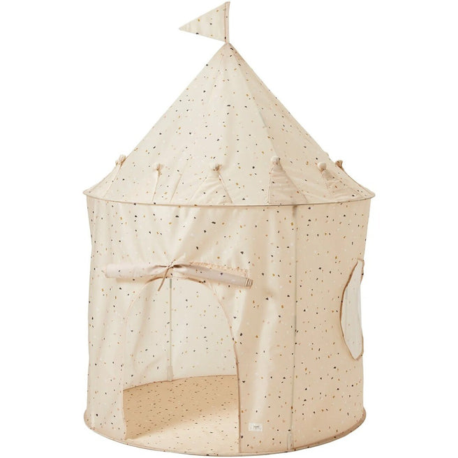 3 sprouts beige kasteel speeltent met terrazzo patroon en vlaggetje.
