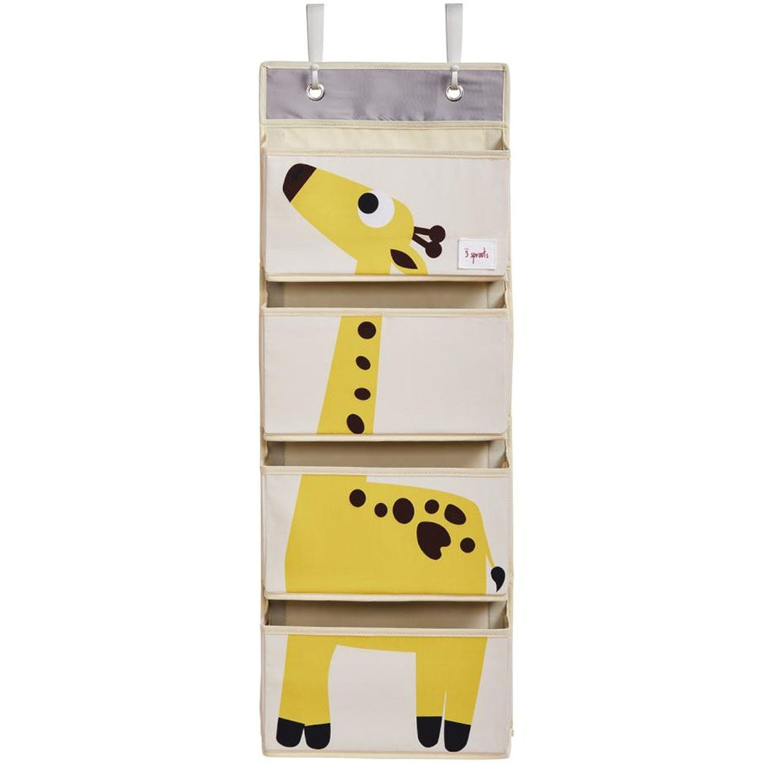 3 sprouts wandorganizer met vier vakken en een gele girafafbeelding.