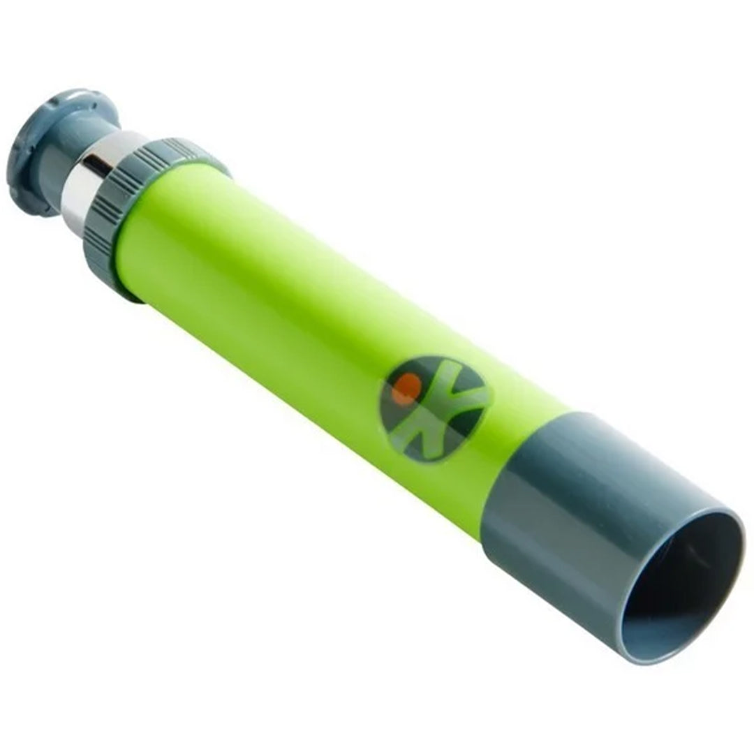 Haba Terra Kids kindertelescoop in groen en grijs, ingeschoven.