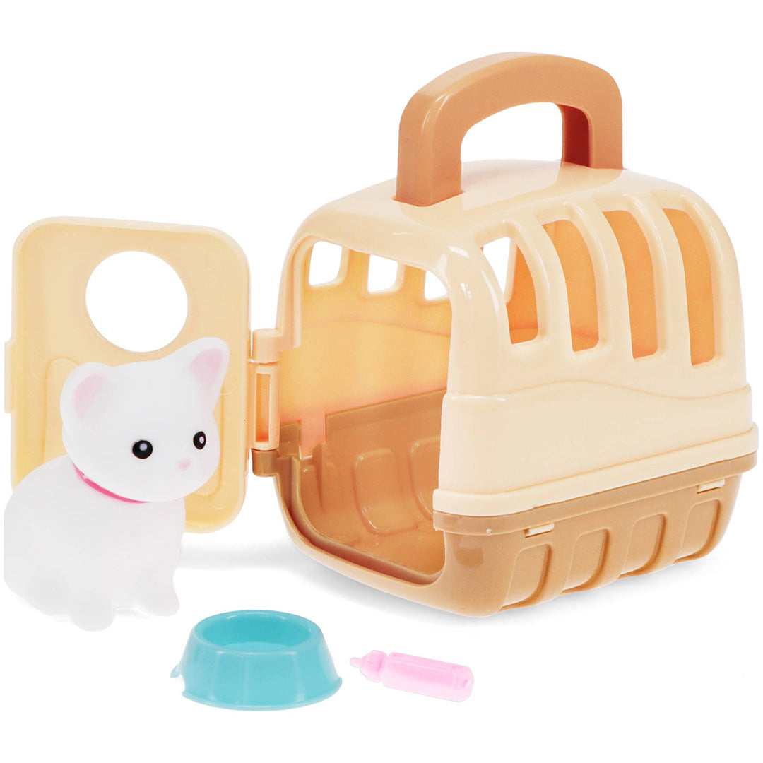 Rex London speelset kitten met open beige reismand, wit katje, voerbakje en flesje.