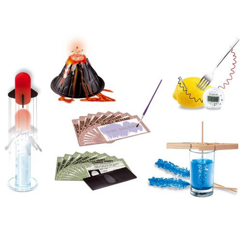 Een overzicht van de diverse experimenten uit de 4M KidzLabs Kitchen Science set, waaronder een vulkaan, raket en kristallen.