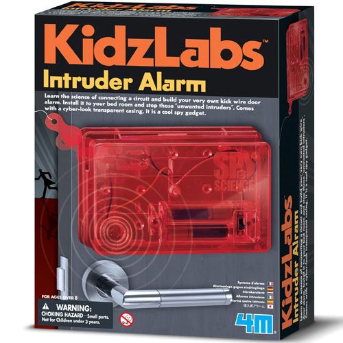 De verpakking van de 4M KidzLabs Intruder Alarm wetenschapsset met een rood transparant inbraakalarm en een deurklink.