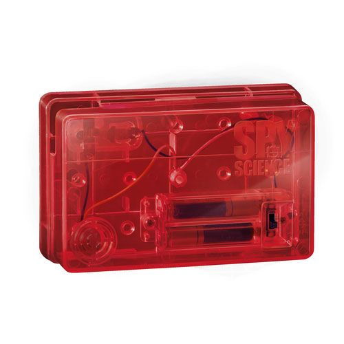 De gemonteerde 4M KidzLabs Intruder Alarm, een rood transparant educatief speelgoedalarm.