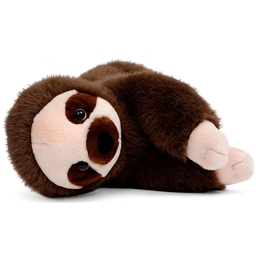 one love pluchen luiaard knuffel Ollie, op zijn zij liggend.