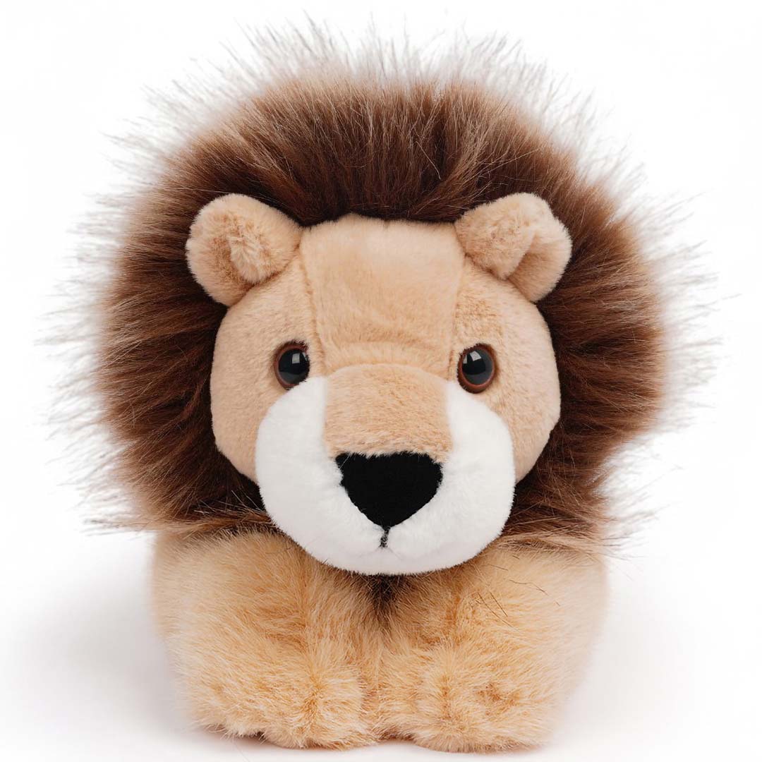 One Love pluchen leeuw Leonard knuffel zit rechtop, van voren gezien.