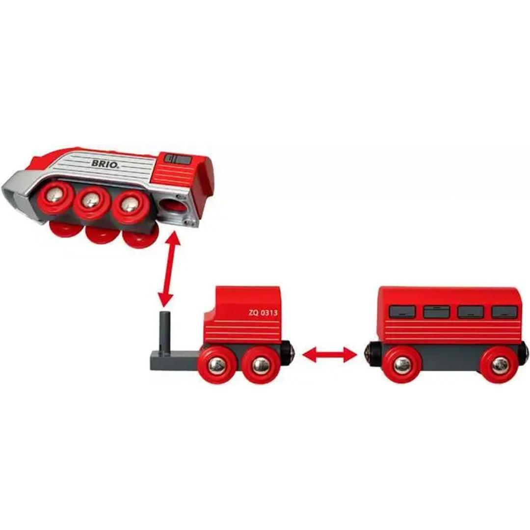 Brio houten hogesnelheidstrein, gedemonteerd in drie delen met pijlen die de magnetische verbinding tonen.