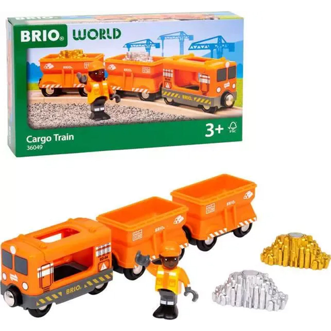 Brio oranje speelgoedtrein set met locomotief, twee wagons, een conducteur en losse ertsblokken, naast de productverpakking.