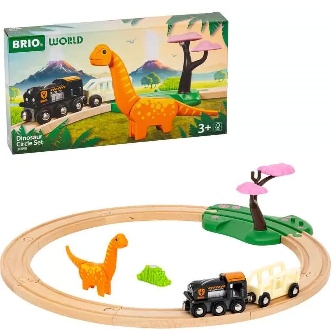 De verpakking van de Brio Dinosaur Circle Set naast de complete speelgoedtrein set.