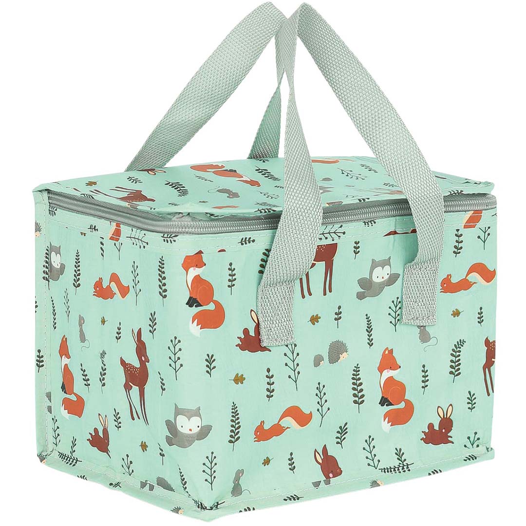 A Little Lovely Company groene koeltas met een patroon van bosdieren en bladeren.