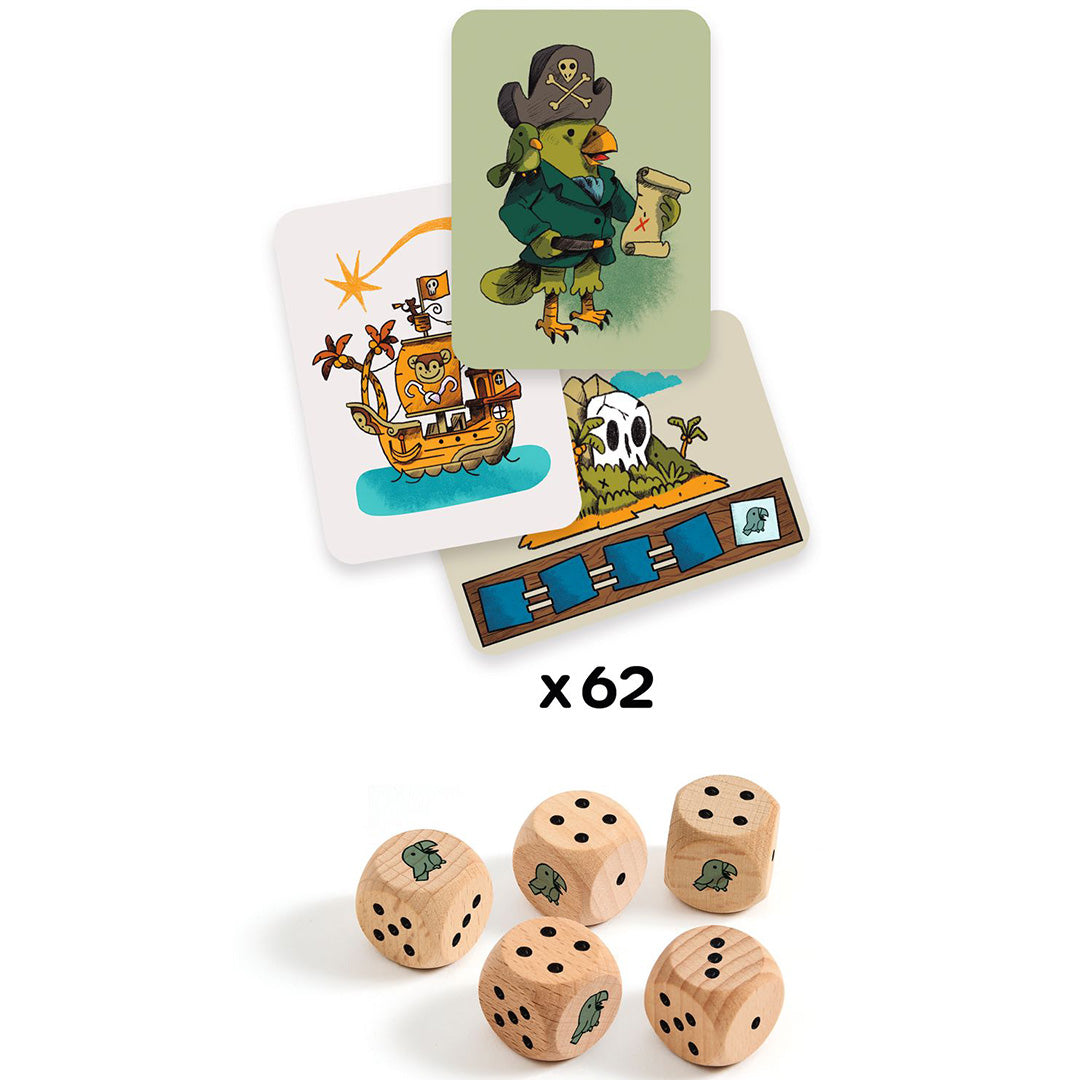 Detailoverzicht van Djeco Pirates 'N' Dice dobbelspel onderdelen, met piratenkaarten en vijf houten dobbelstenen.