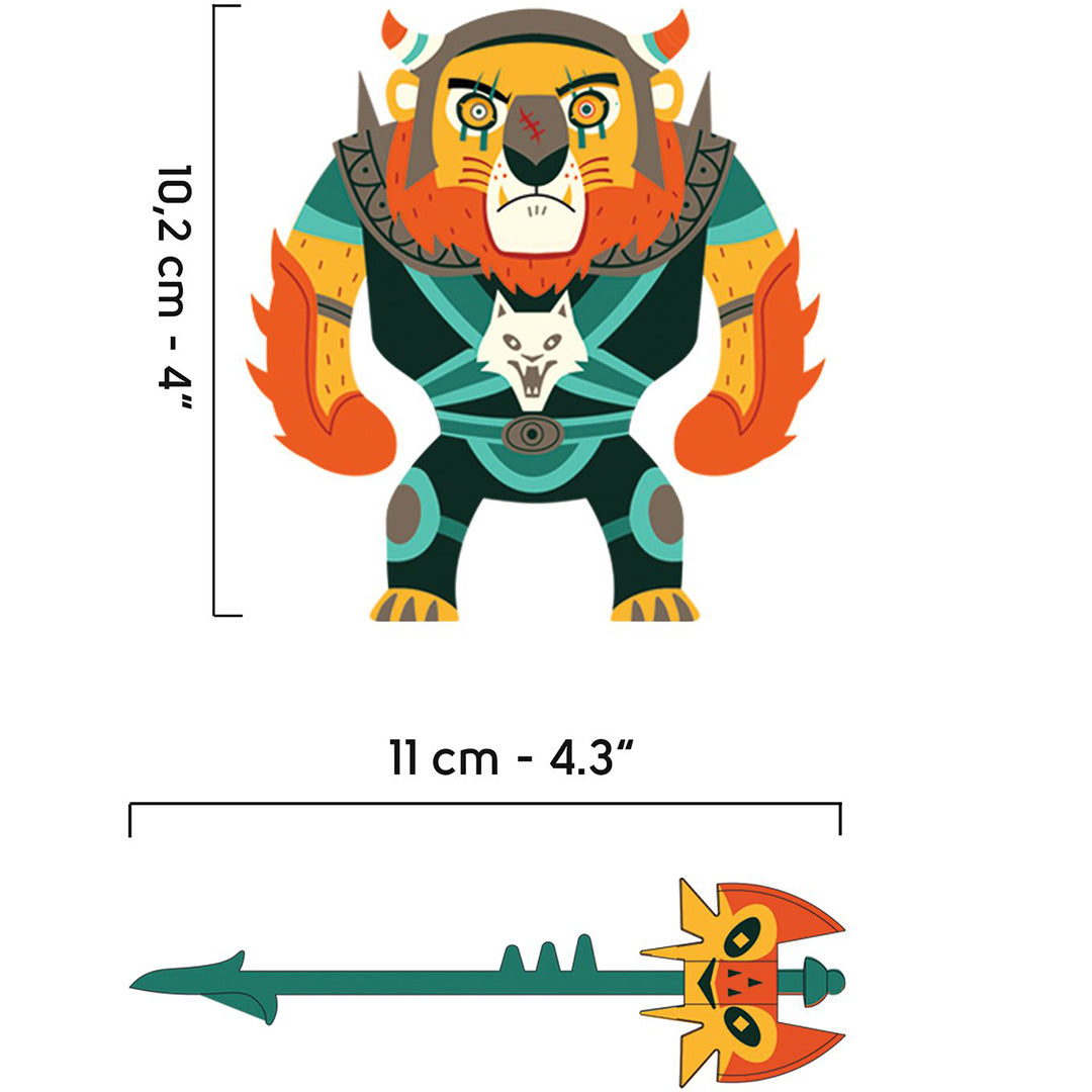 Infographic met de afmetingen van de Djeco Arty Toys actiefiguur en zijn speer.