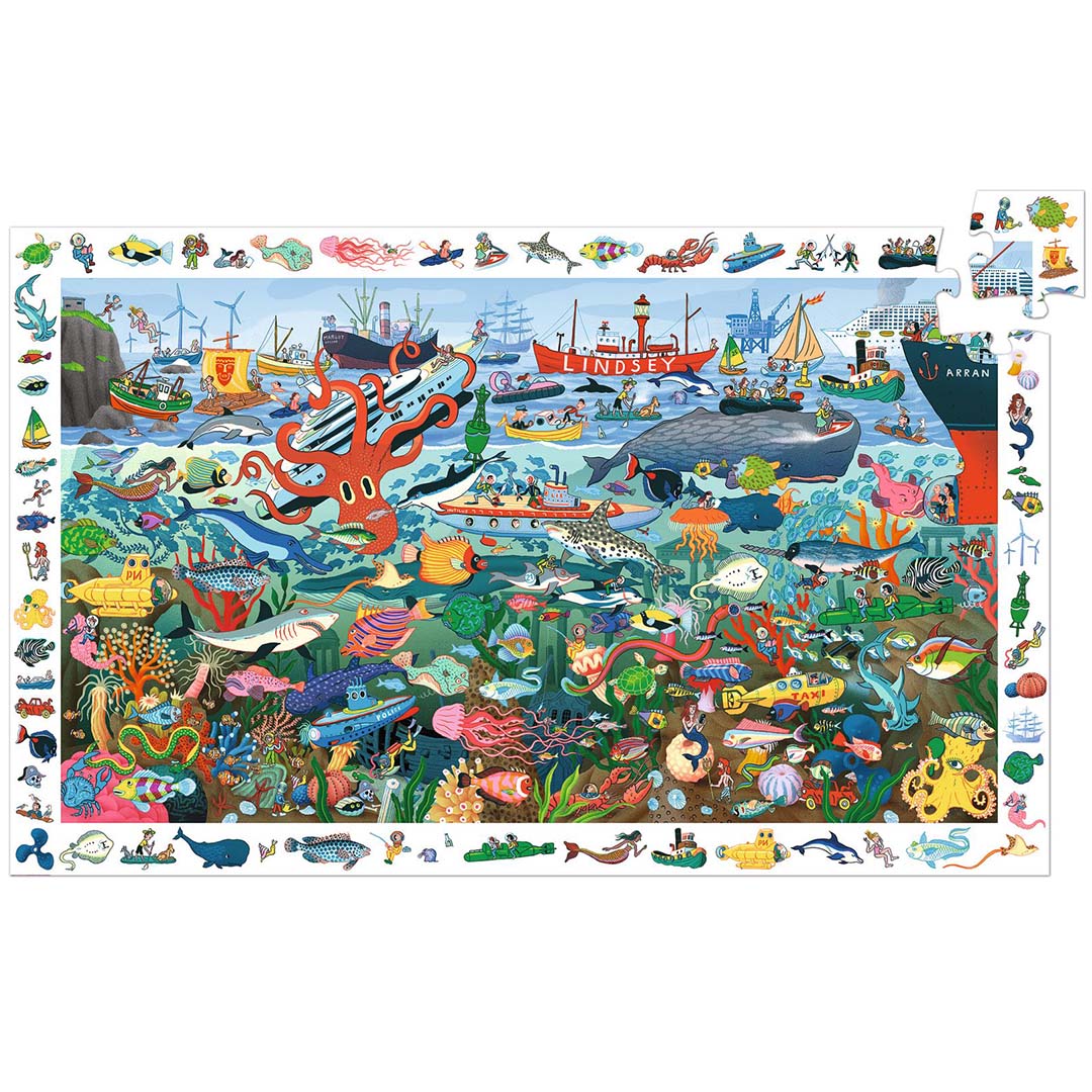 De complete Djeco observatiepuzzel geheimen van de zee, een kleurrijke illustratie van een drukke onderwaterwereld met schepen en dieren.