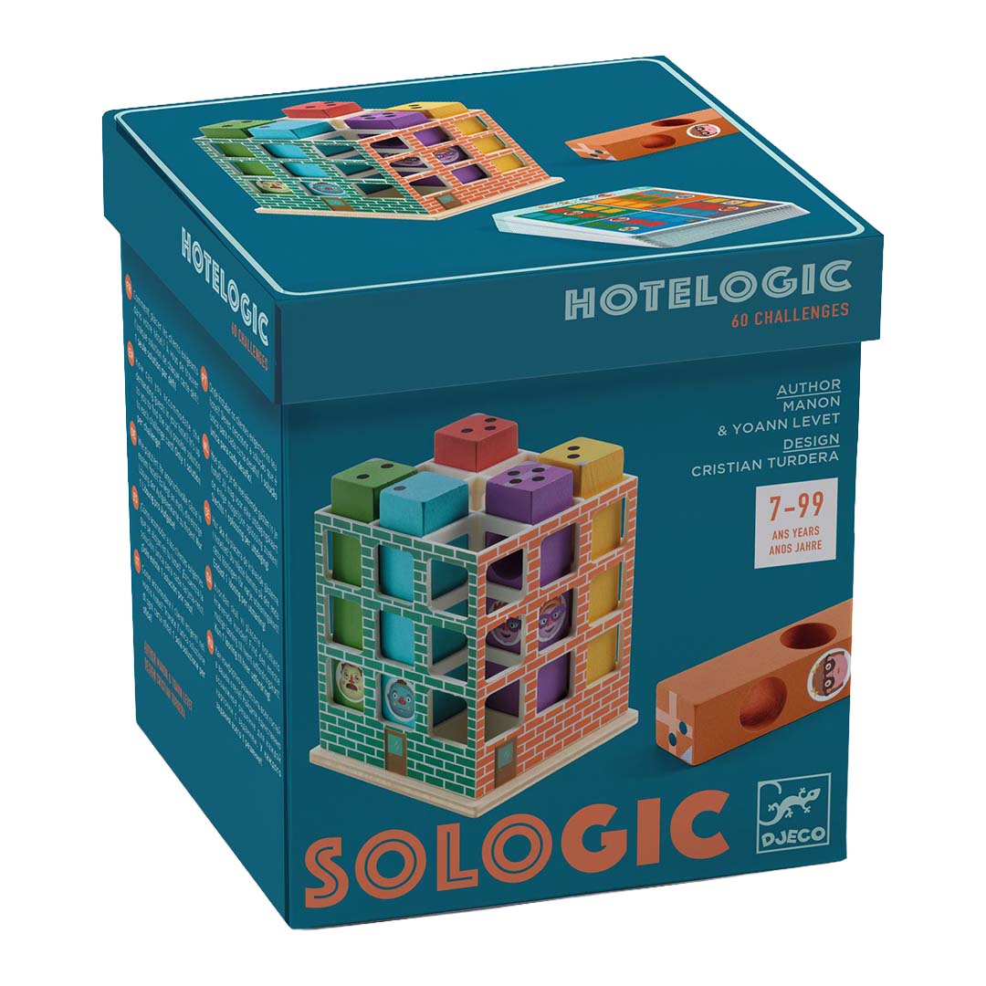 De verpakking van het Djeco Hotelogic logicaspel met een afbeelding van het hotel en speelstukken.