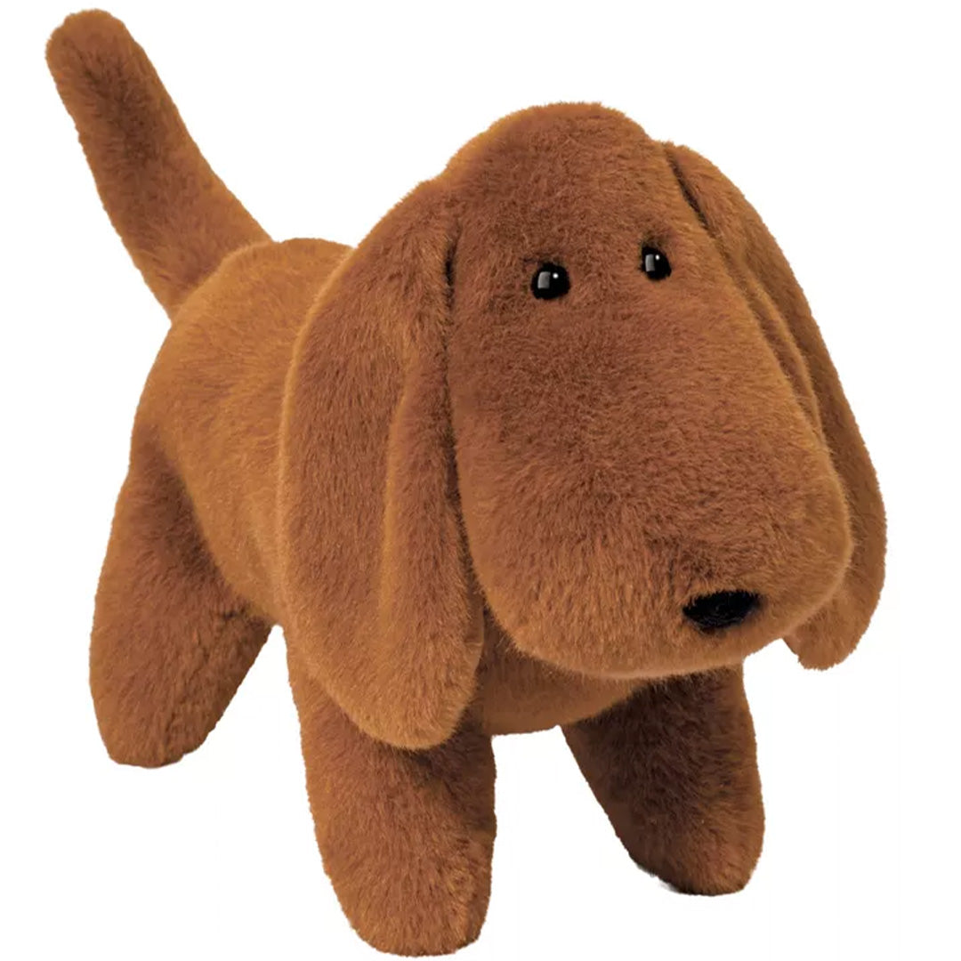 Douglas Toys bruine pluchen knuffelhond teckel.