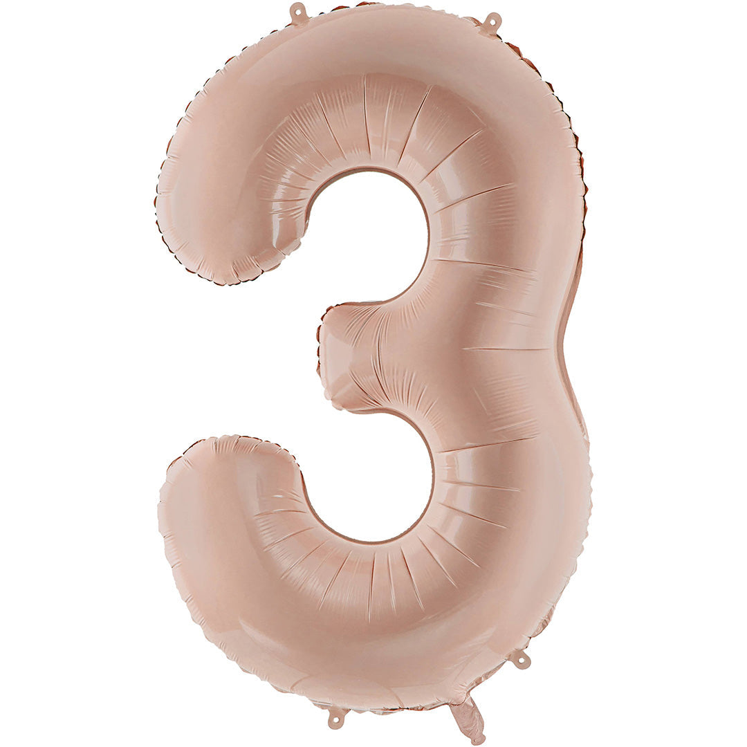 Partydeco cijferballon in de vorm van het getal 3 in donker beige.