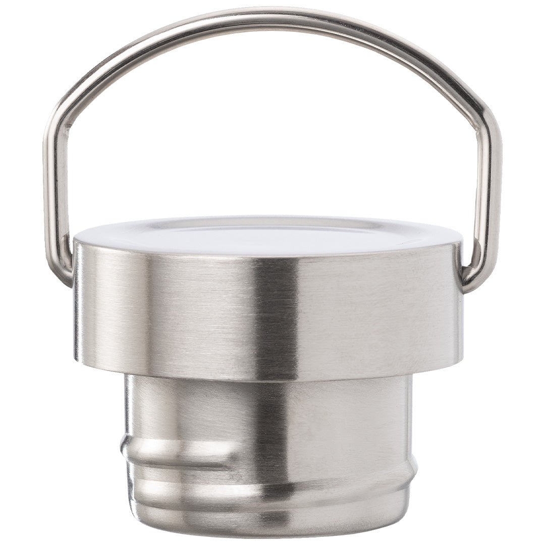 Detail van een zilverkleurige roestvrijstalen dop met metalen handvat.
