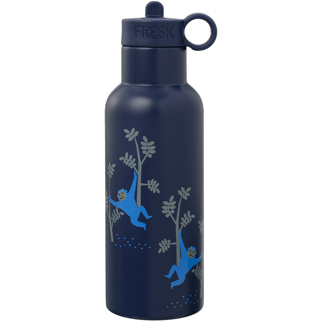 Fresk marineblauwe thermosfles met apenpatroon.