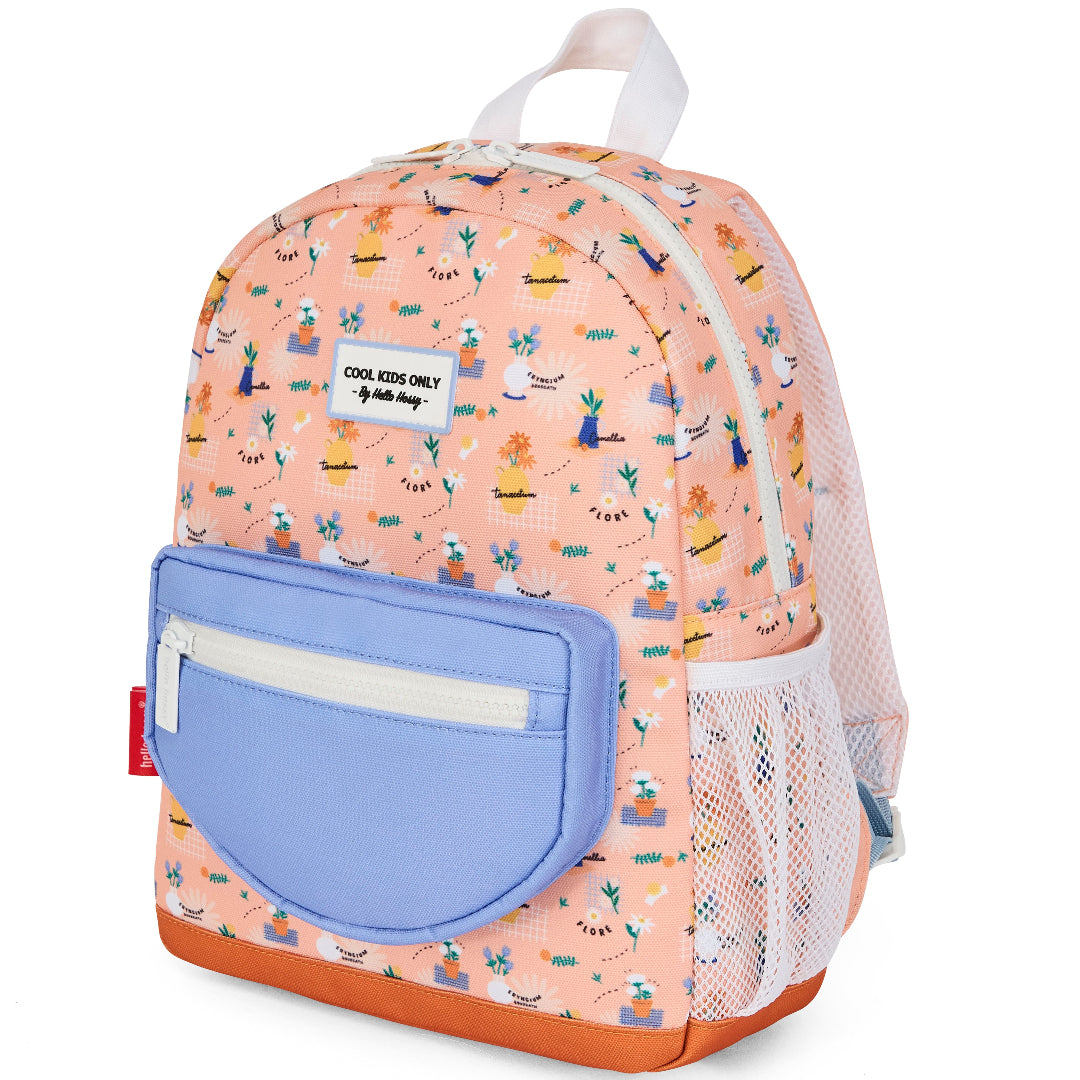 Hello Hossy schoolrugzak met roze gebloemd patroon en blauw voorvak.