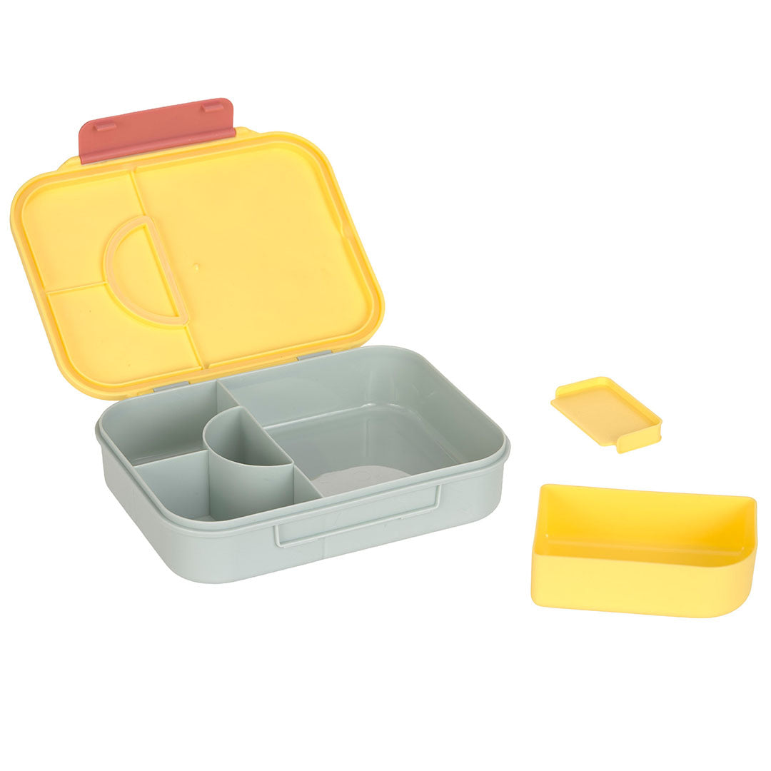 Open bento-broodtrommel met grijze vakken en een losse gele container ernaast.