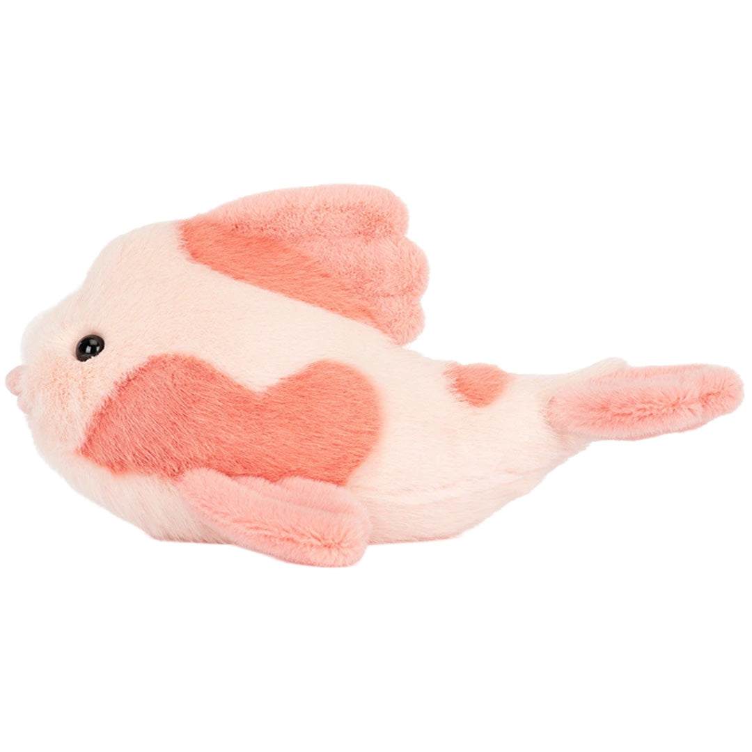 Jellycat knuffelvis Fancy Carp in roze en wit, van de zijkant gezien.