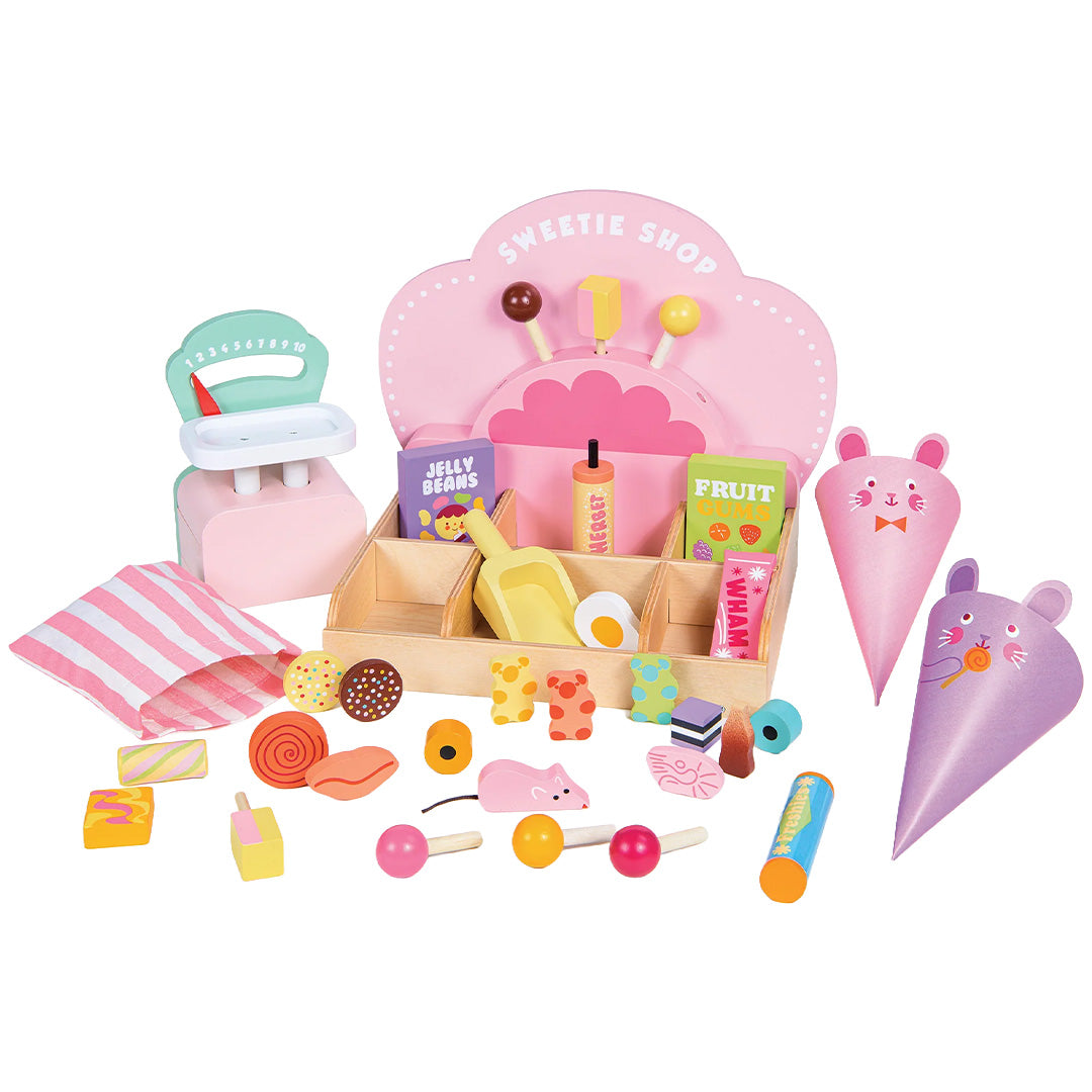 Tender Leaf Toys houten speelset snoepwinkel met roze kraam, weegschaal en diverse houten snoepjes.
