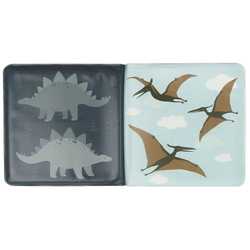 Twee open pagina's van het dinosaurus badboekje met Stegosaurussen en vliegende Pterodactylussen.