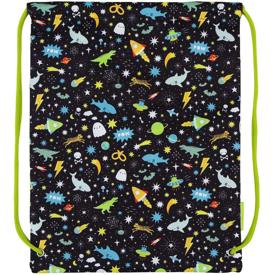 Detailfoto van de a little lovely company zwarte kindergymtas met het kleurrijke galaxy- en dierenpatroon.