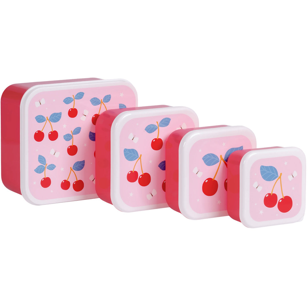 A Little Lovely Company broodtrommelset voor kinderen met vier roze lunchboxen van verschillende formaten, elk met een kersenpatroon op de deksel.