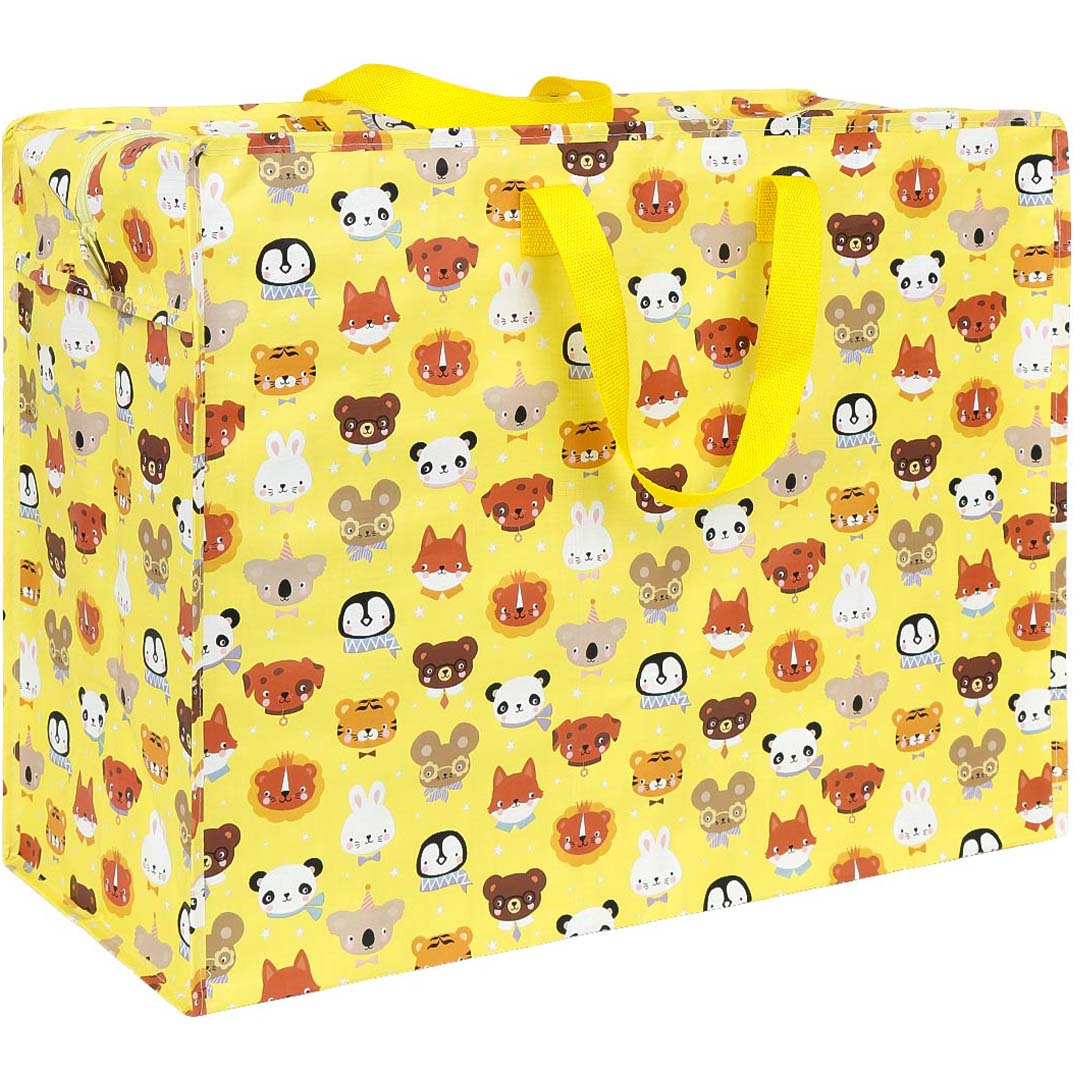 De a little lovely company opbergtas dierenvriendjes, een gele plastic opbergtas met een patroon van diverse dierenhoofden, schuin van voren gefotografeerd.
