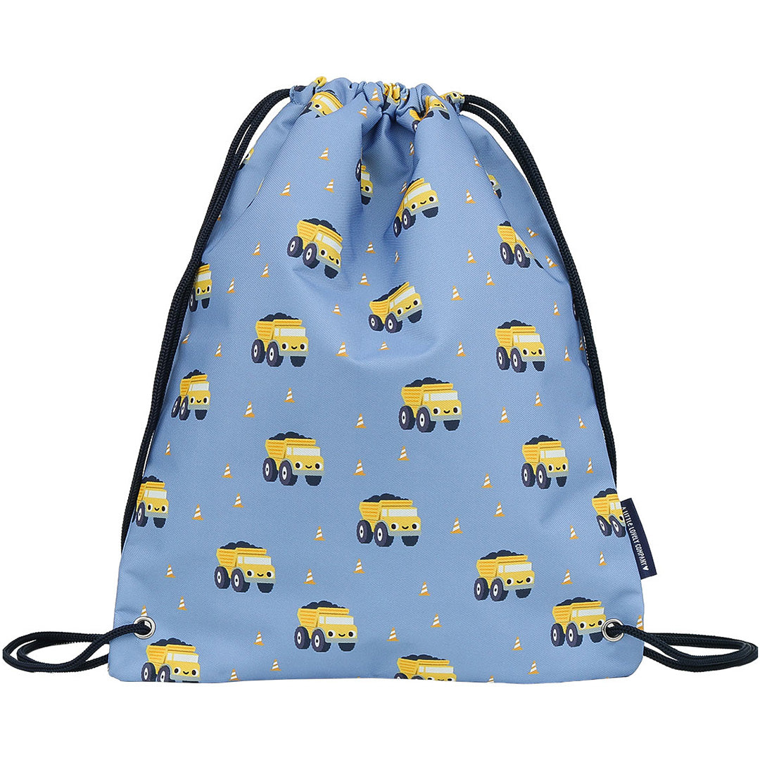 Een blauwe a little lovely company gymtas met een patroon van gele kiepwagens en oranje verkeerskegels.