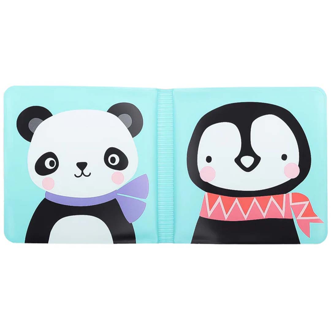 Twee opengeklapte a little lovely company badboekjes met een panda en een pinguïn.