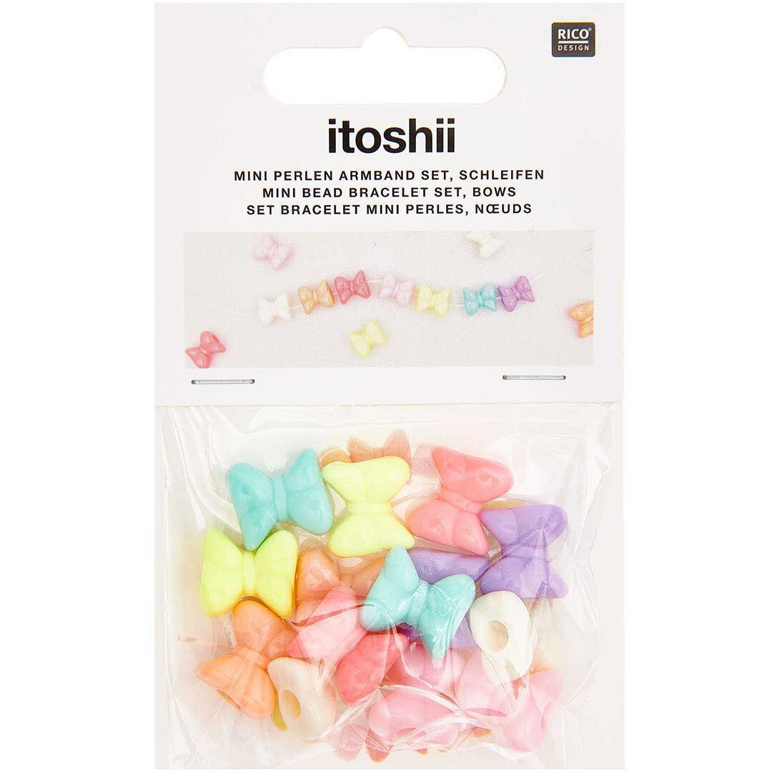 Verpakking van de Rico Design Itoshii mini kralen armband set met strikjes.