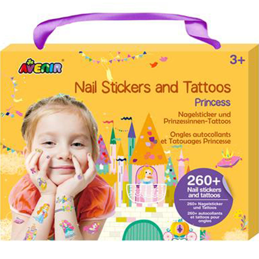 Avenir nagelstickers en tattoos prinses set, met een lachend meisje op de voorkant van de verpakking.
