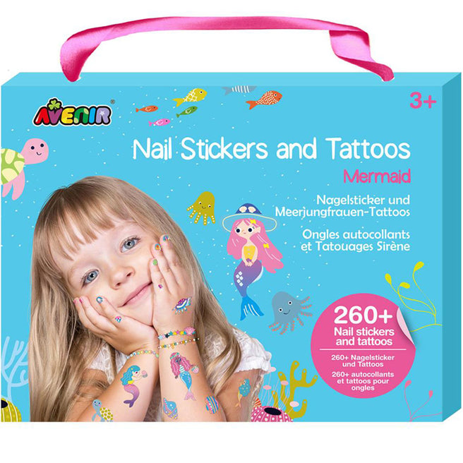 Avenir verpakking van nagelstickers en tattoos met een meisje dat zeemeermin-stickers draagt.