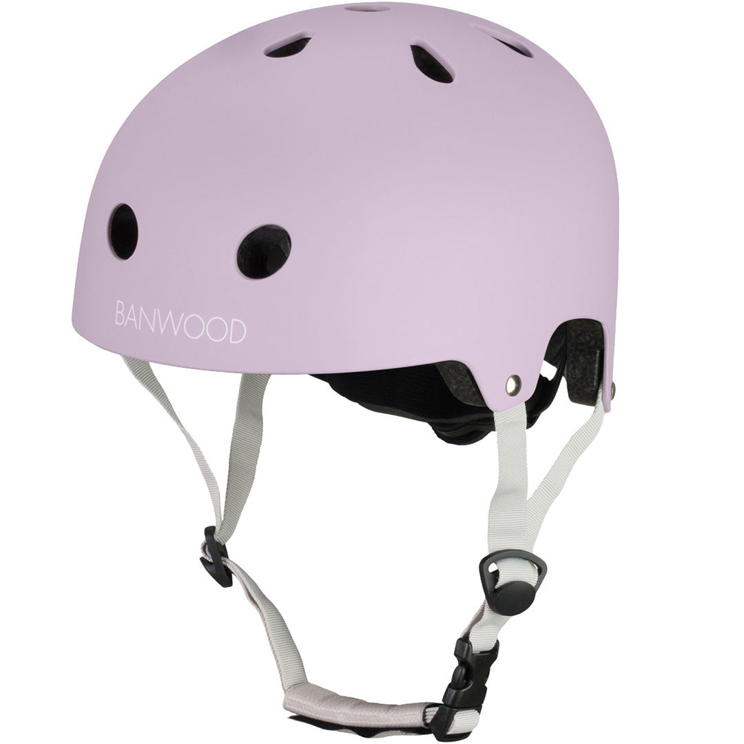 Banwood lavendelkleurige kinderhelm met ventilatiegaten en kinbanden.