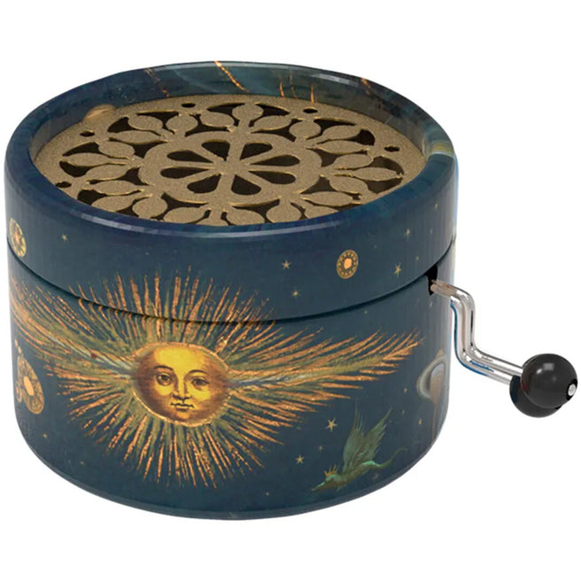 Een rond, marineblauw belle lurette muziekdoosje met een gouden zon, sterren en een slinger.