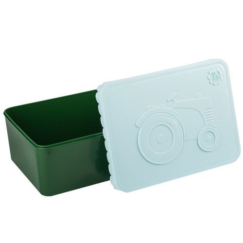 Blafre kinder lunchbox met donkergroene onderkant en lichtblauwe deksel met tractor, deksel ligt open.