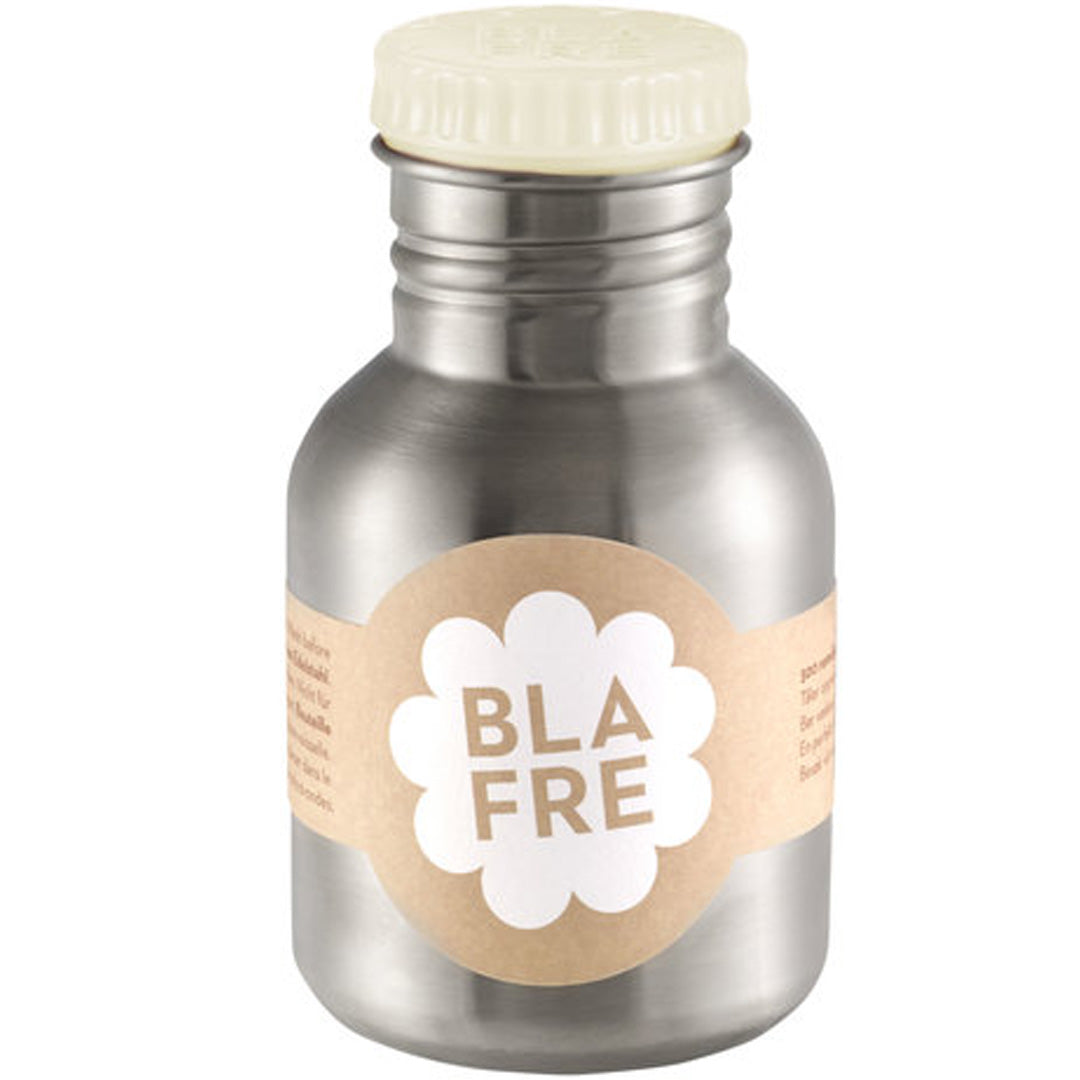 Blafre roestvrijstalen drinkfles met beige dop en logo op etiket.