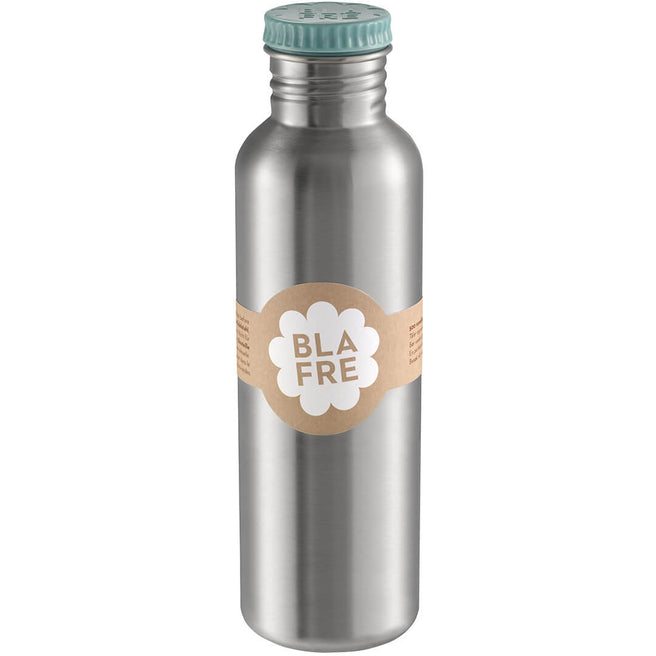 Blåfre roestvrijstalen drinkfles met blauwgroene dop en productlabel.