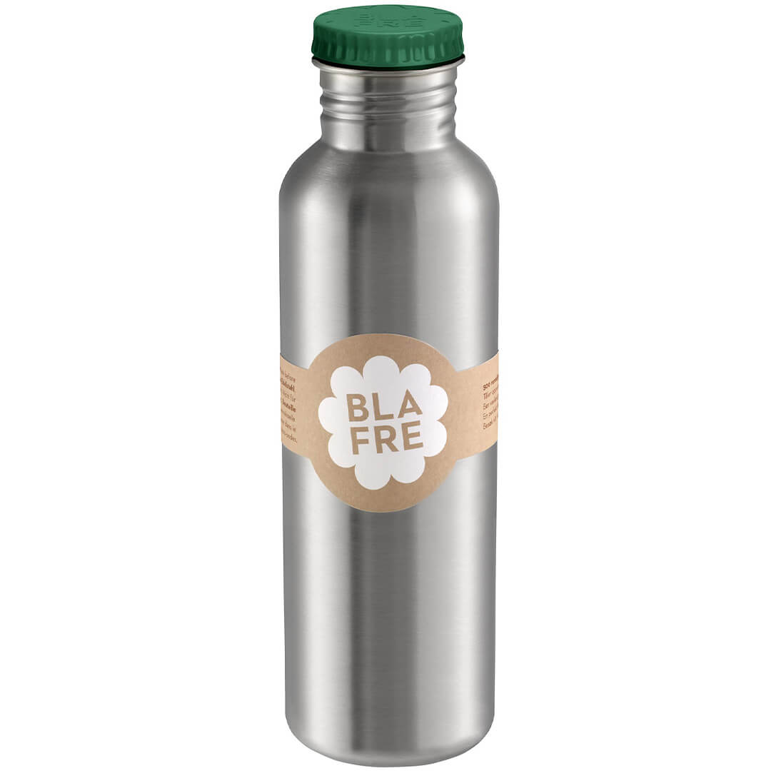 Blafre roestvrijstalen drinkfles met donkergroene dop en merklabel.