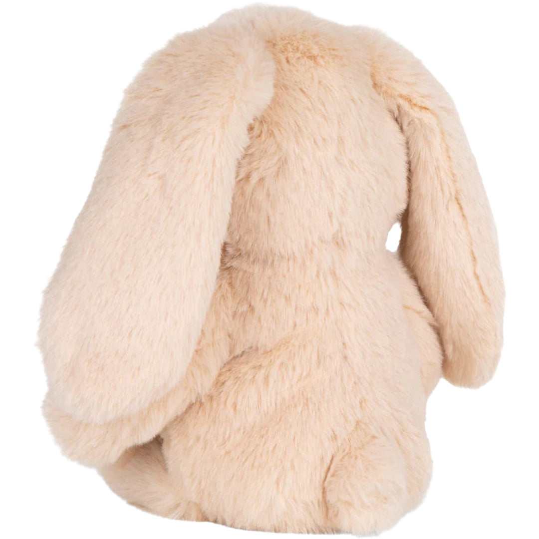 Bon ton toys beige pluchen knuffelkonijn Bubbles Bunny zit, gezien vanaf de achterkant.
