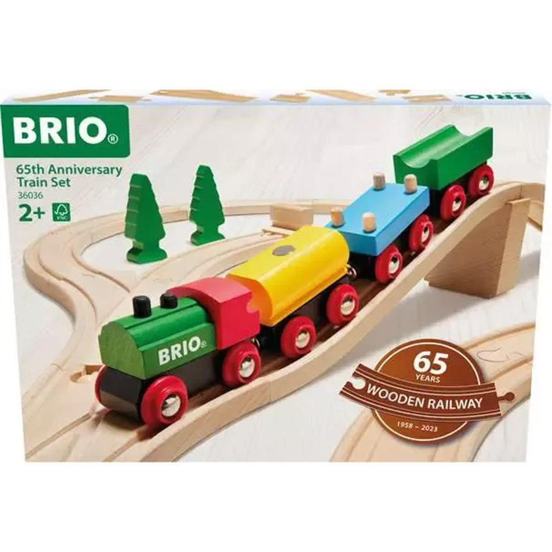 Voorkant van de Brio 65th Anniversary Train Set verpakking met de treinbaan en trein afgebeeld.