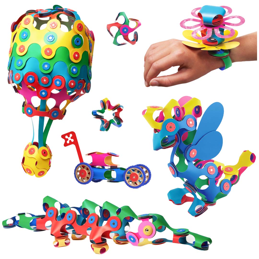 Diverse kleurrijke Clixo bouwsels, waaronder een heteluchtballon, een voertuig, een draak en een armband.